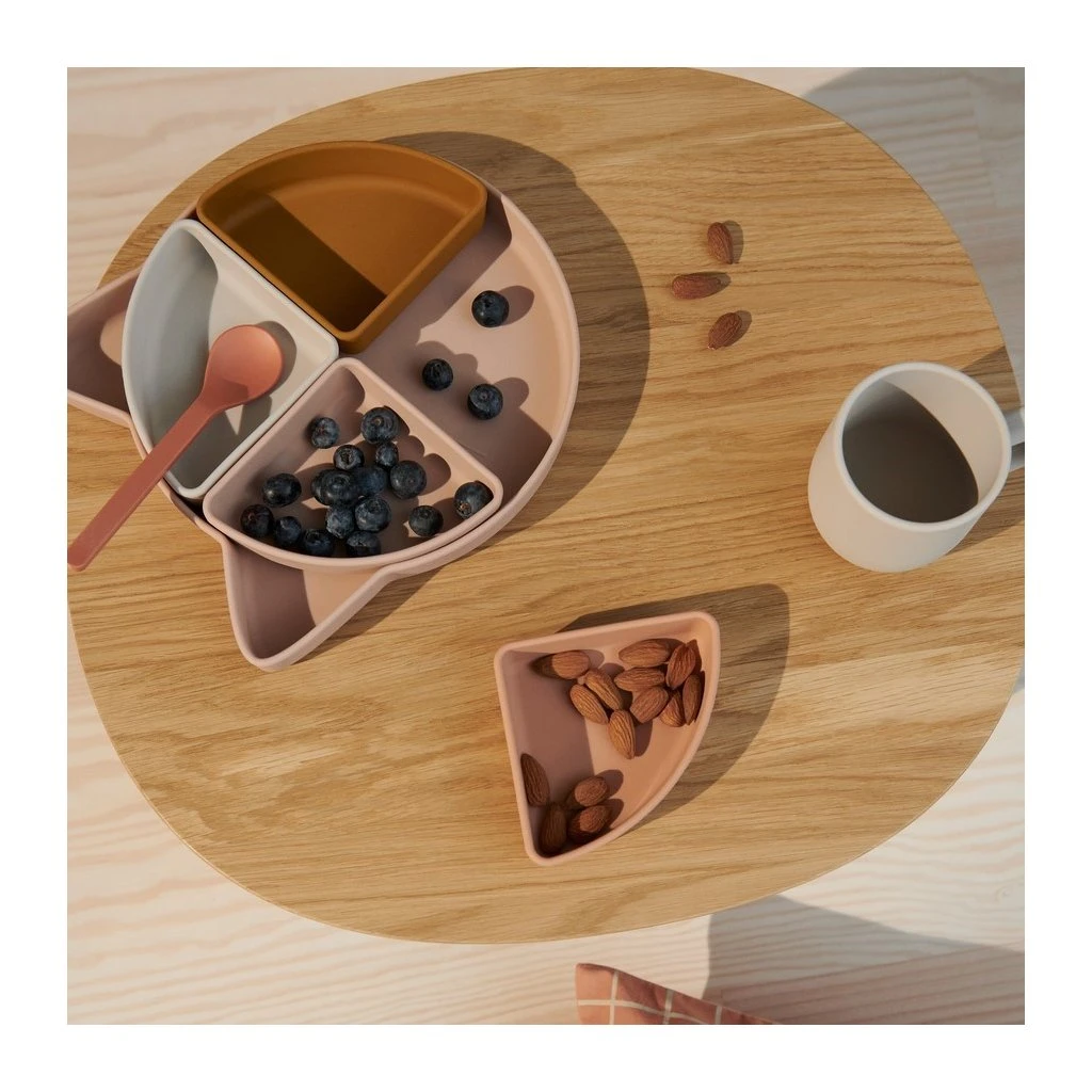 Liewood Arne Teller Mit Einteilungen Katze Rosa Multi Mix 1 Liewood Arne Teller Mit Einteilungen Katze Rosa Multi Mix